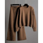 Versatile 2-Piece Outfit Crafted For Daily Convenience, Boasts A Comfortable Silhouette That Fits Seamlessly Into Your Routine, Suitable For Mild To Cool Weather, Great For Lazy We